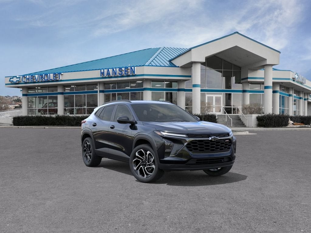 2026 Chevrolet Trax 2RS in Black Meet Kettle Met-3 — front three-quarter view